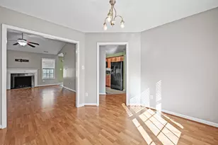 101 Berwick Ct, Jacksonville, NC 28546 - Photo 9