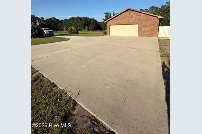 12155 Carolina 41, Bladenboro, NC 28320 - Photo 5