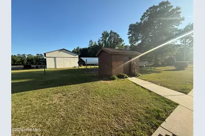12155 Carolina 41, Bladenboro, NC 28320 - Photo 7