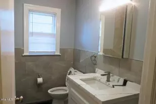 500 Crestview Ave SW, Wilson, NC 27893 - Photo 5