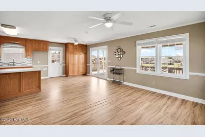 4069 4th Street, Surf City, NC 28445 - Photo 15