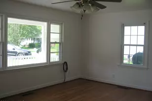714 Lee Dr, Havelock, NC 28532 - Photo 3