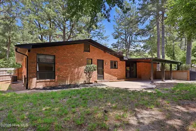 390 E Indiana Avenue, Southern Pines, NC 28387 - Photo 37