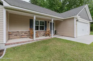 137 Wilburne Dr, Hubert, NC 28539 - Photo 5