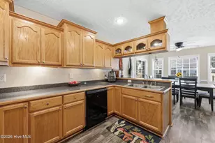 100 Birch Ct, New Bern, NC 28562 - Photo 13