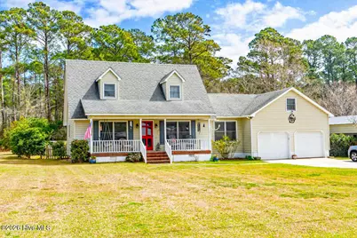 915 Sunset Boulevard, Newport, NC 28570 - Photo 1