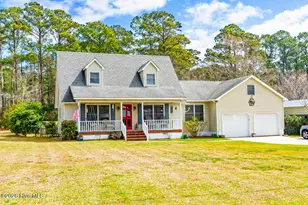 915 Sunset Blvd, Newport, NC 28570 - Photo 1