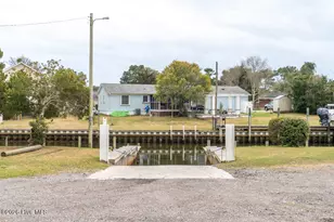 915 Sunset Blvd, Newport, NC 28570 - Photo 3