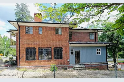 1001 W Main Street, Williamston, NC 27892 - Photo 3
