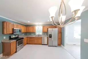 202 Carolina Pines Blvd, New Bern, NC 28560 - Photo 5