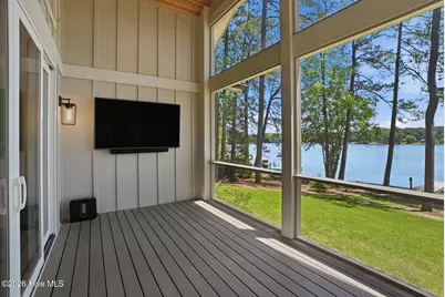 65 Lakeview Drive, Whispering Pines, NC 28327 - Photo 17