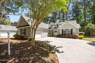 703 Hummingbird S, Swansboro, NC 28584 - Photo 3