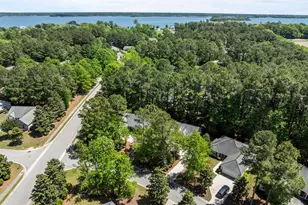 703 Hummingbird S, Swansboro, NC 28584 - Photo 37