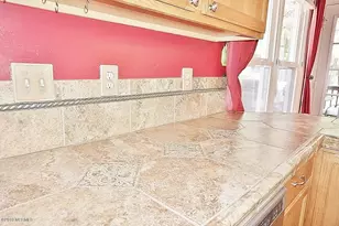 408 Hampshire Pl, Jacksonville, NC 28546 - Photo 5