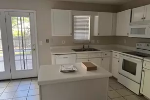 1405 Yardley Ln, Wilmington, NC 28412 - Photo 5