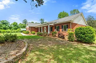 408 Jefferson St, Hamlet, NC 28345 - Photo 7