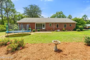 408 Jefferson St, Hamlet, NC 28345 - Photo 11