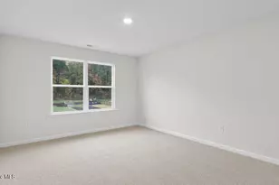 222 Pisgah St, Sanford, NC 27330 - Photo 23