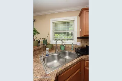 207 Willoughby Lane, Jacksonville, NC 28546 - Photo 11