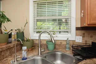 207 Willoughby Ln, Jacksonville, NC 28546 - Photo 11