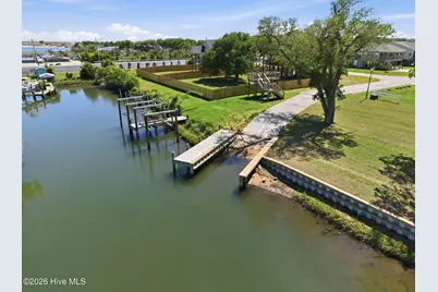 104 Flippers Cove Drive #9, Cedar Point, NC 28584 - Photo 3