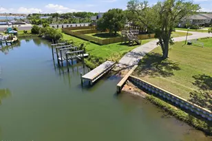 104 Flippers Cv Dr, Cedar Point, NC 28584 - Photo 3