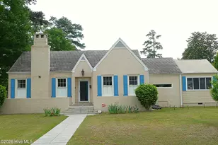 207 W 18th St, Lumberton, NC 28358 - Photo 1