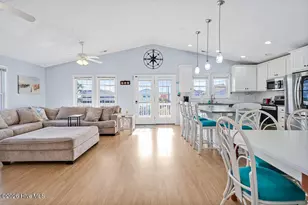 1517 N New River Dr, Surf City, NC 28445 - Photo 15