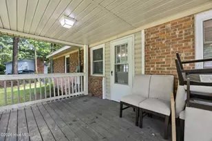 616 S Orange St, Wallace, NC 28466 - Photo 27