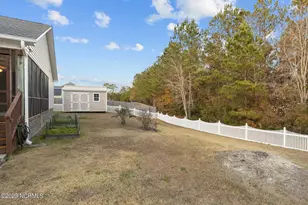 711 Shearwater Ln, Swansboro, NC 28584 - Photo 5