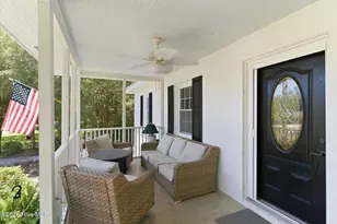 305 River Dr, Southport, NC 28461 - Photo 9