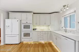 305 River Dr, Southport, NC 28461 - Photo 17