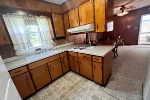 2085 New Britton Hwy E, Whiteville, NC 28472 - Photo 3