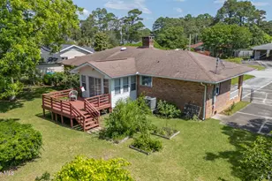 814 S Yaupon Terrace, Morehead City, NC 28557 - Photo 5