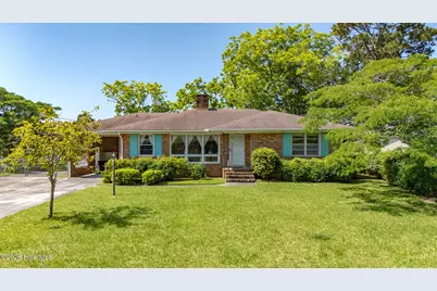 814 S Yaupon Terrace, Morehead City, NC 28557 - Photo 1