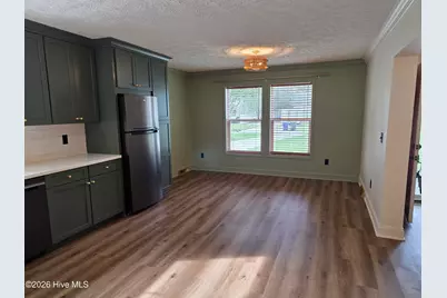 116 Schley Avenue, Lake Waccamaw, NC 28450 - Photo 7