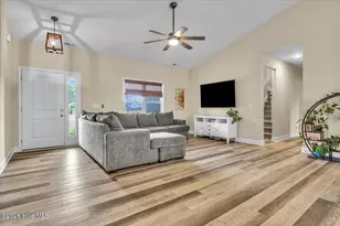 172 Lea Dr, Hampstead, NC 28443 - Photo 7