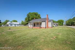 302 S Poplar St, Hobgood, NC 27843 - Photo 27