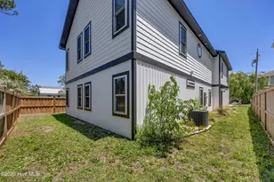 1406 Snapper Ln, Carolina Beach, NC 28428 - Photo 25