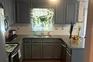 1115 Grovemont Dr, Greenville, NC 27834 - Photo 9