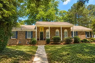 1919 Sherwood Dr, Greenville, NC 27858 - Photo 1