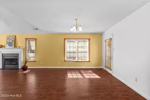 103 Summercreek Dr, Jacksonville, NC 28546 - Photo 15