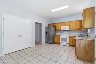 429 Womble St, Oak Island, NC 28465 - Photo 9