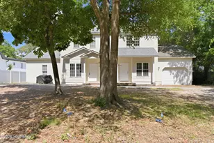 429 Womble St, Oak Island, NC 28465 - Photo 7