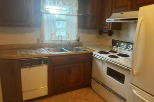 1817 Beaufort St, New Bern, NC 28560 - Photo 5