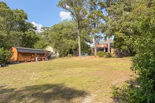 612 S McNeill St, Carthage, NC 28327 - Photo 9