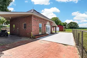 2732 White Oak River Rd, Maysville, NC 28555 - Photo 37