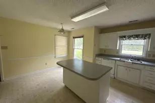 4511 Rivershore Dr, New Bern, NC 28560 - Photo 5
