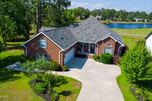 5711 Sloop Ct, New Bern, NC 28560 - Photo 1