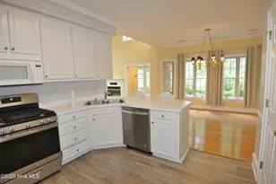 1113 Devonshire Dr, Trent Woods, NC 28562 - Photo 9